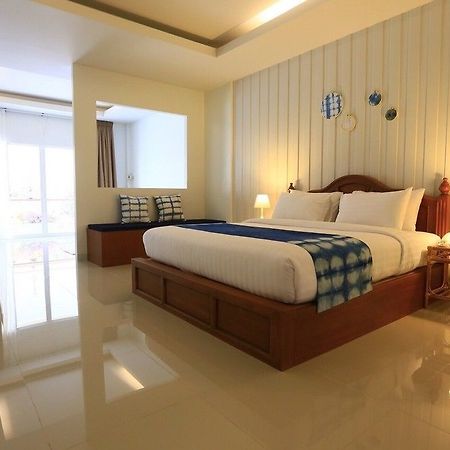 Baan Iyara Hotell Nan Exteriör bild