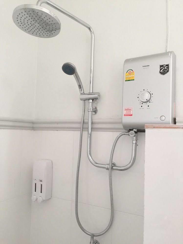 Baan Iyara Hotell Nan Exteriör bild