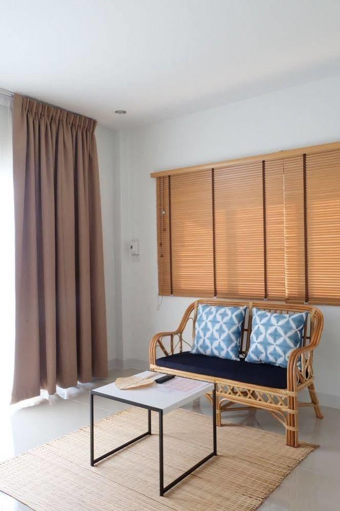 Baan Iyara Hotell Nan Exteriör bild