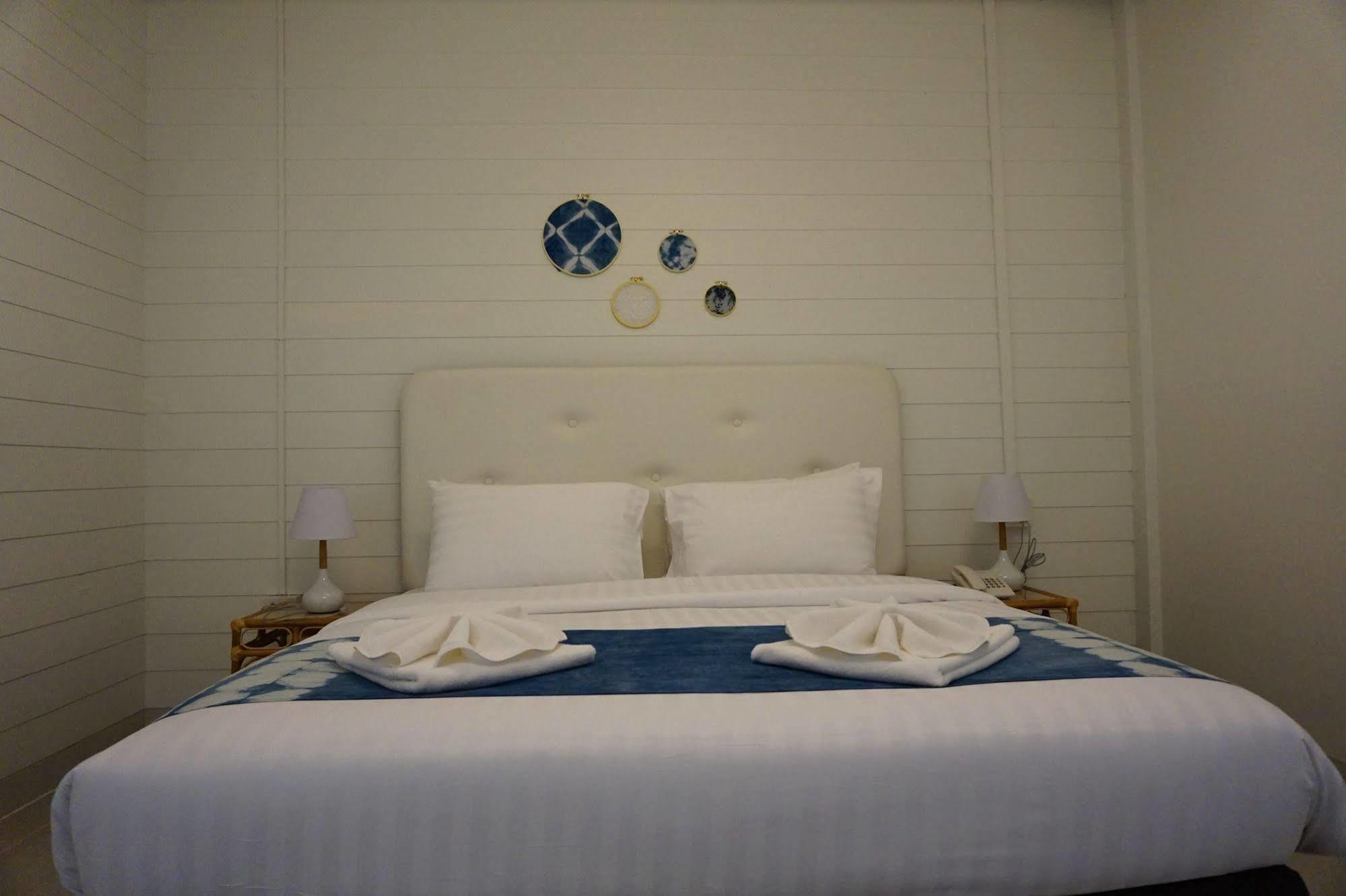 Baan Iyara Hotell Nan Exteriör bild
