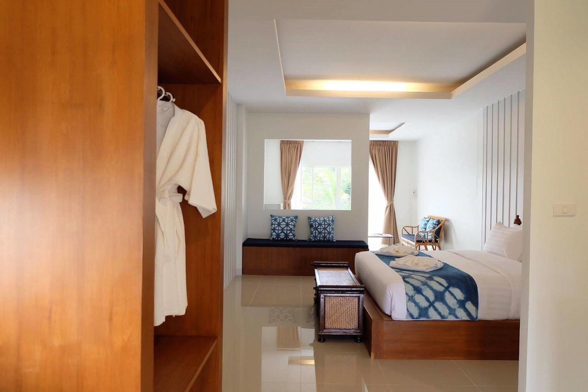 Baan Iyara Hotell Nan Exteriör bild